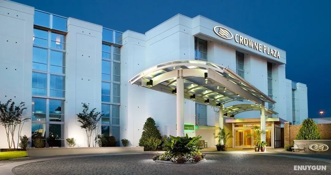 Crowne Plaza Charleston Airport - Genel