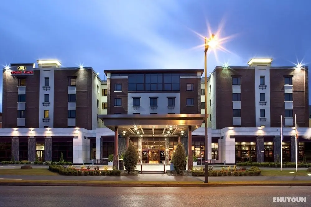 Crowne Plaza Dublin Airport, an IHG Hotel - Dış Mekan