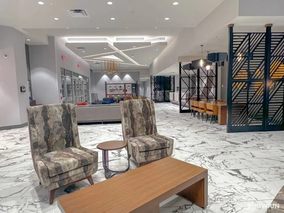 Crowne Plaza Kearney, an IHG Hotel - Lobi