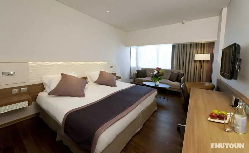 Crowne Plaza Limassol - Oda