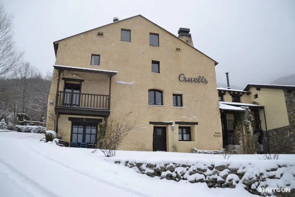 Hotel Cruells - Dış Mekan