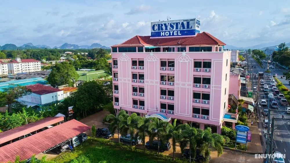 Crystal Hotel - Öne Çıkan Resim
