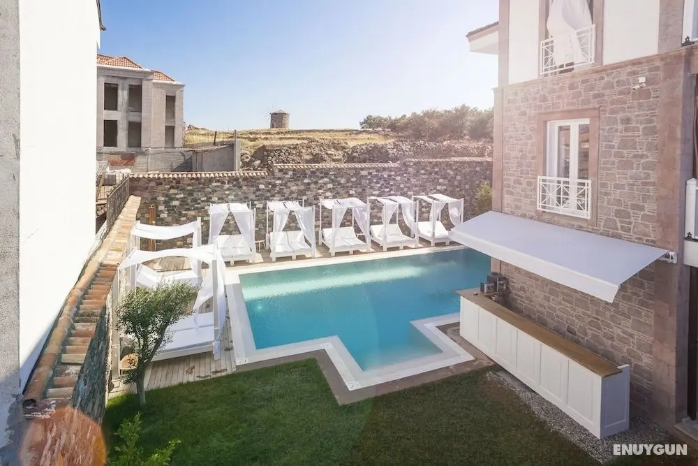 Cunda Piano Otel - Havuz