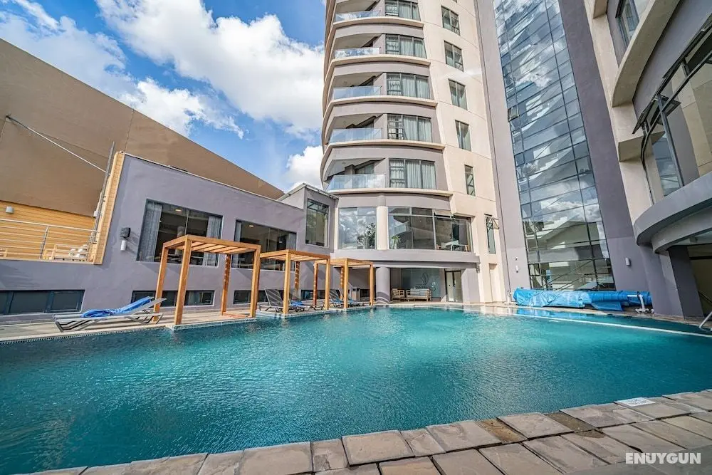 The Curve by the Park Off Mombasa Road - Havuz