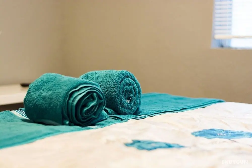 Cute Cozy Bungalow Down Town Jacuzzi - Oda
