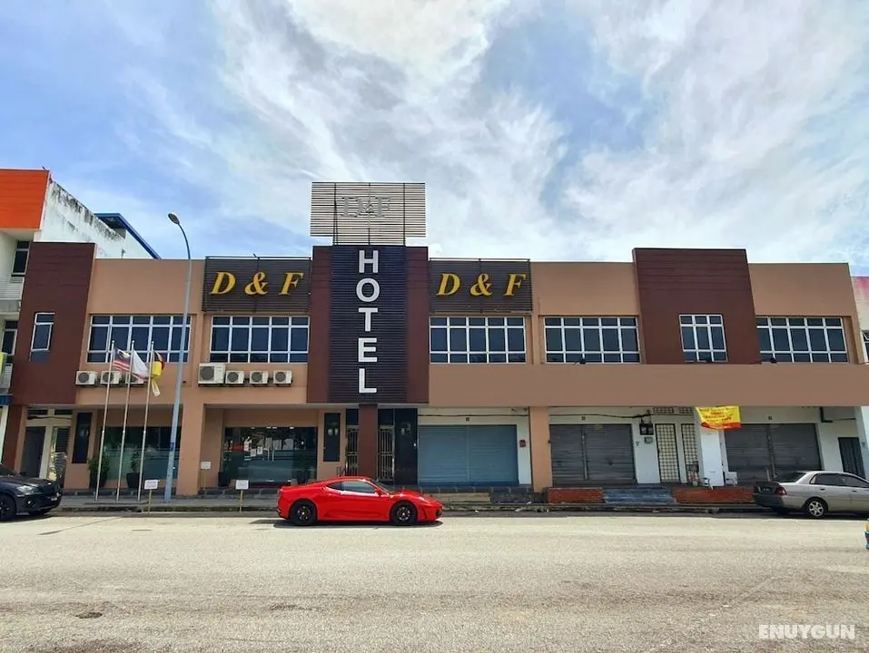 D&f BOUTIQUE HOTEL SENAWANG - Dış Mekan