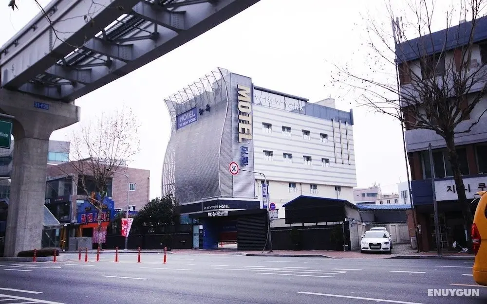Daegu Icheondong W New York - Dış Mekan