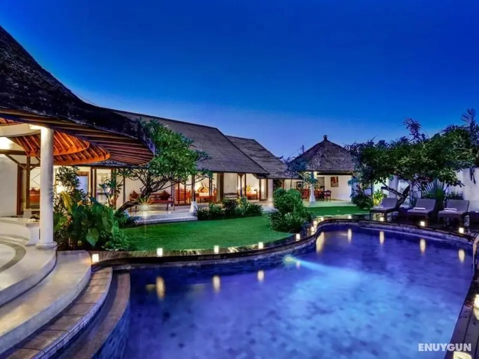 Villa Damai Kecil Seminyak - Dış Mekanlar