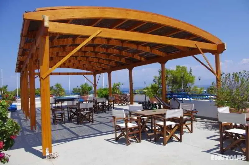 Daphne's Club Hotel Apartments - Manzara / Peyzaj