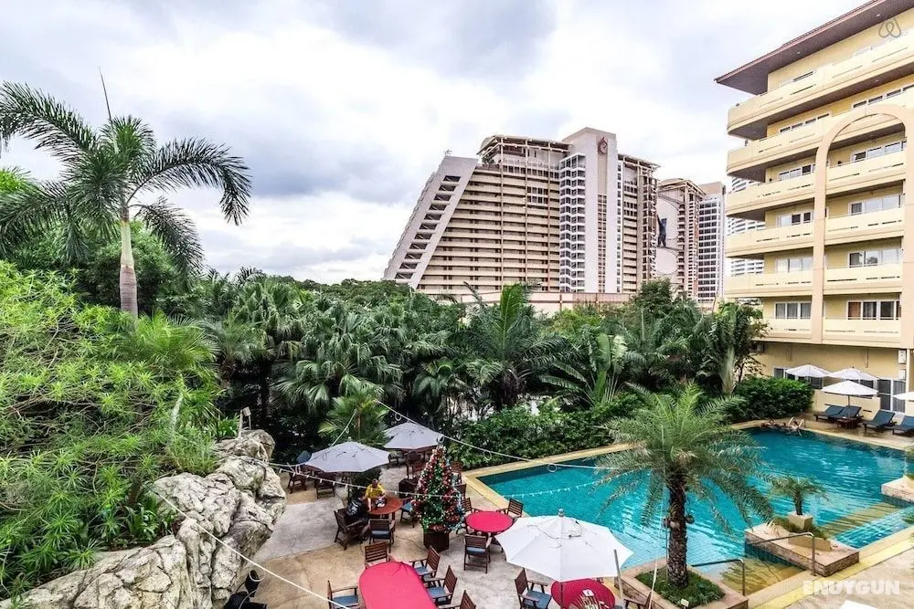 Dasiri Beach Apartment Wongamat - Dış Mekan