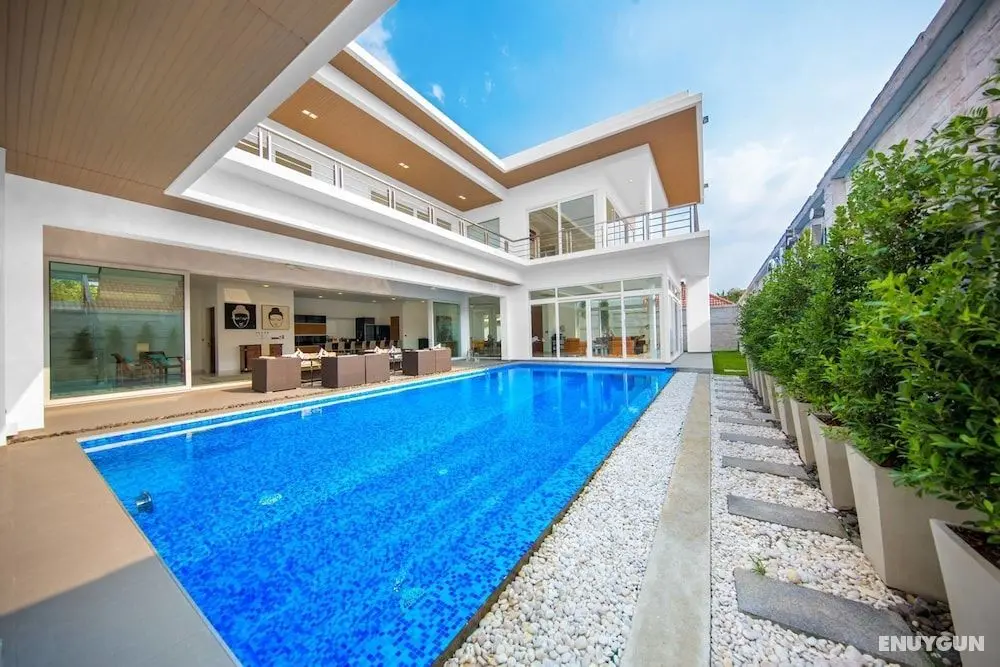 DaVinci Pool Villa Pattaya - Öne Çıkan Resim