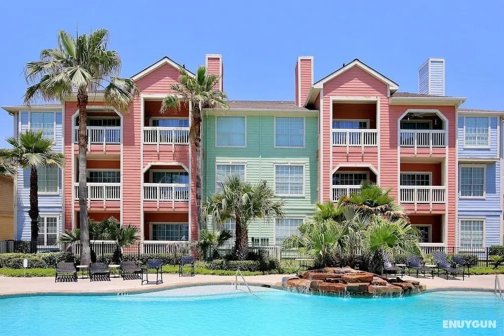 Dawn 823 in Galveston - Oda