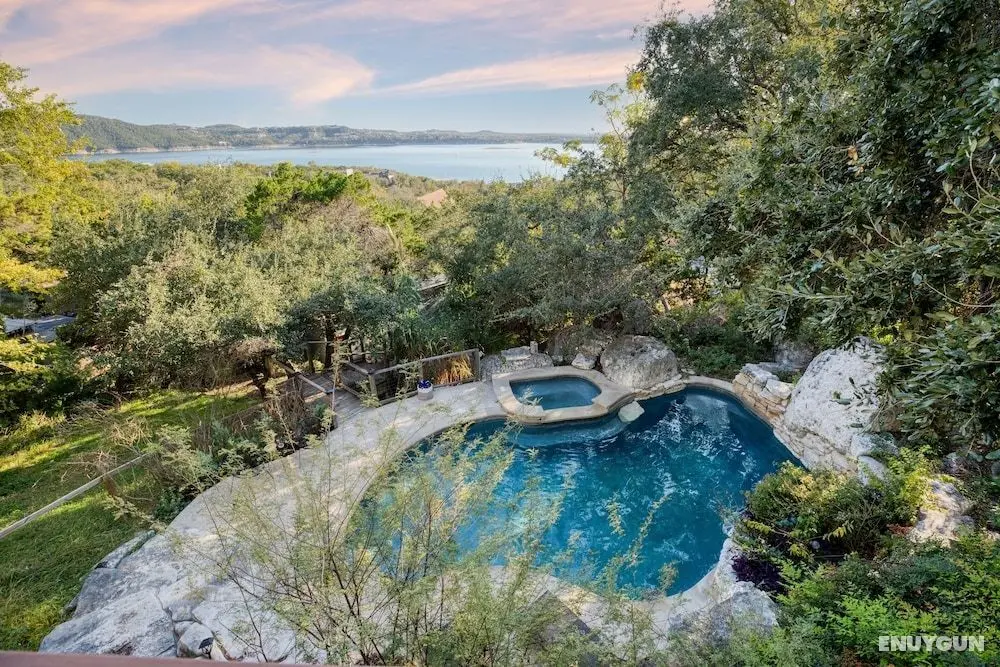 Dawson by Avantstay Serene Austin Home set Amongst Nature w/ Pool , Hot Tub & Close to Lake Travis - Öne Çıkan Resim