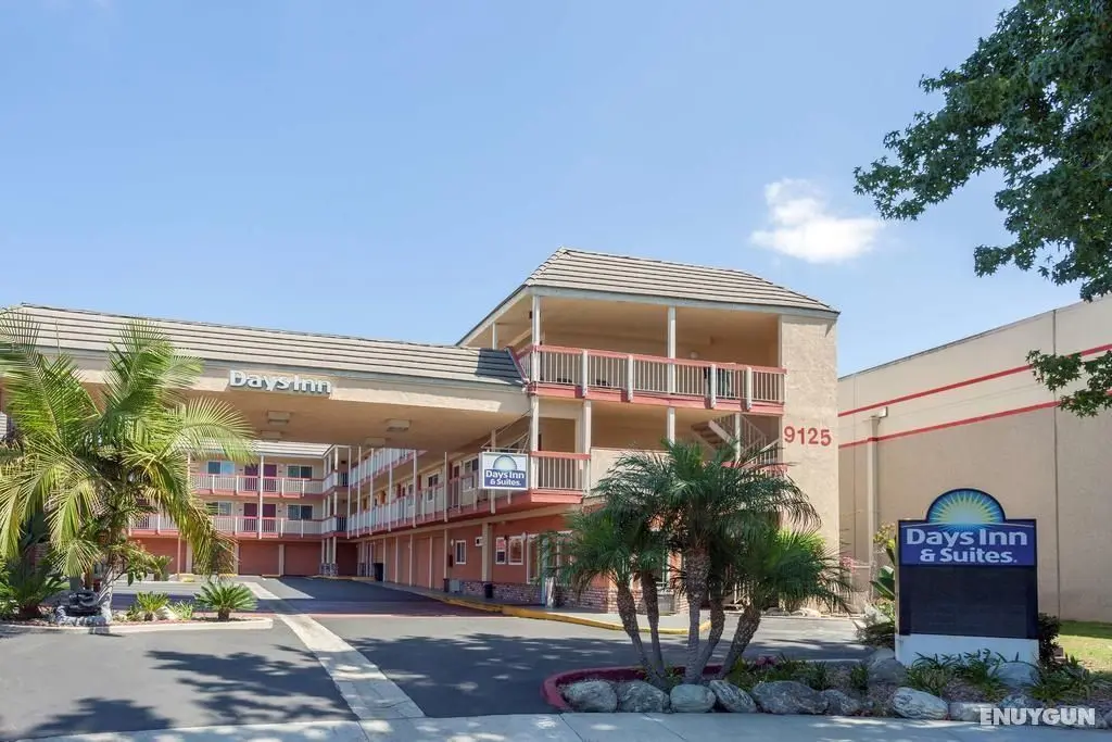 Days Inn & Suites Fountain Valley/Huntington Beach - Genel