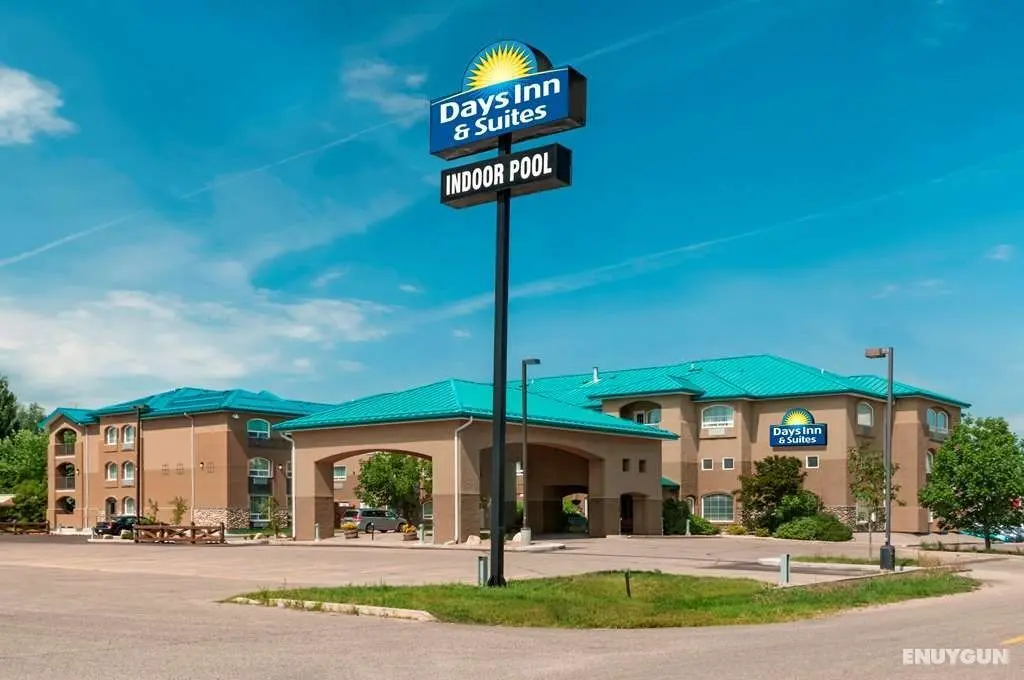 Days Inn & Suites by Wyndham Brandon - Genel