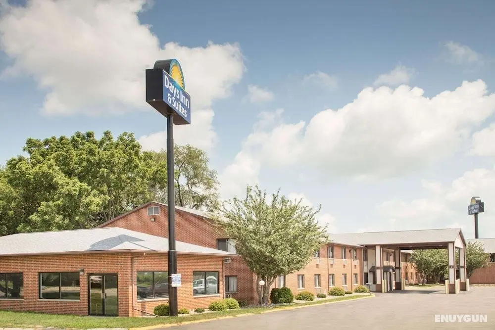 Days Inn & Suites by Wyndham Waterloo - Öne Çıkan Resim