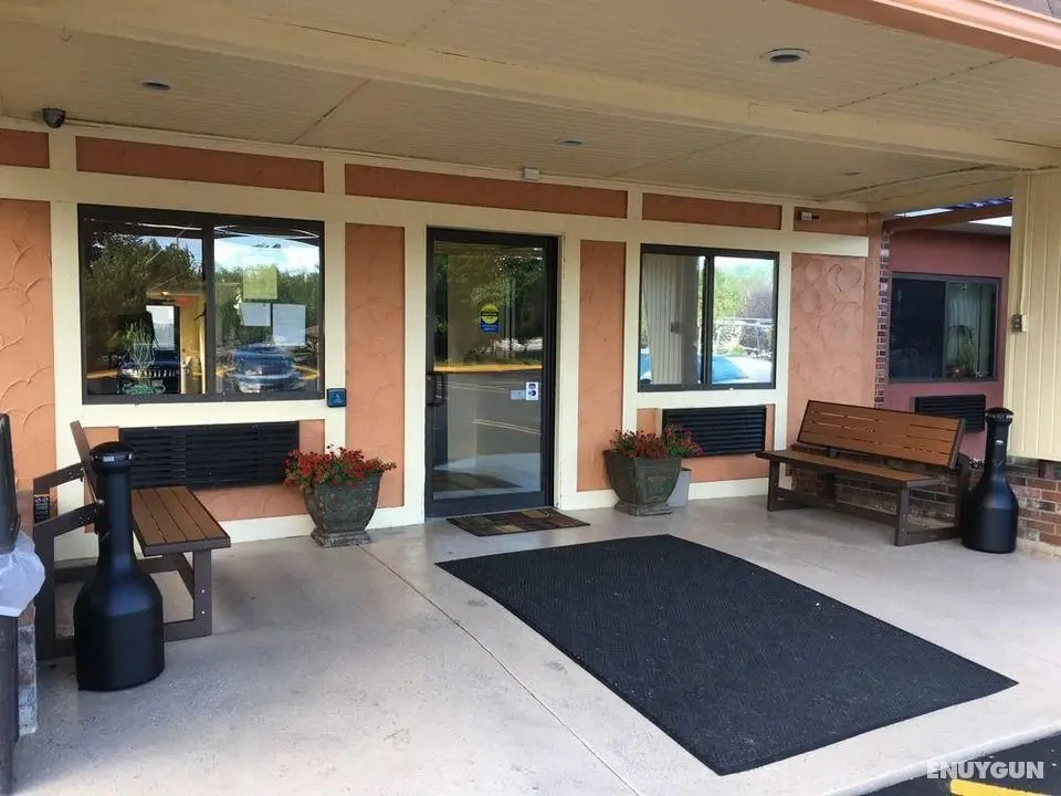 Days Inn by Wyndham Leominster/Fitchburg Area - Genel