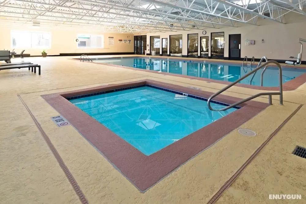 Days Inn by Wyndham Plattsburgh - Öne Çıkan Resim