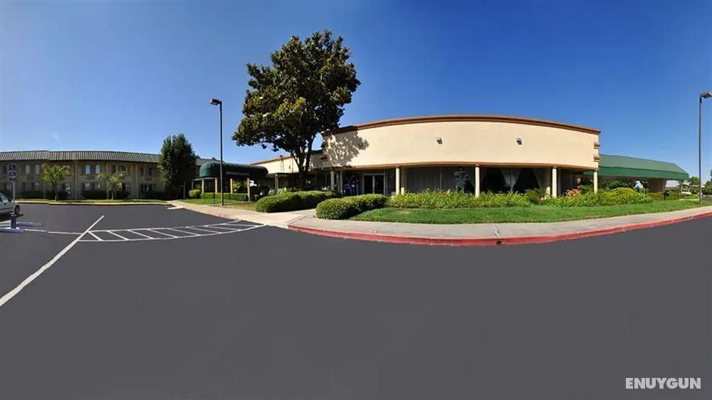 Days Inn by Wyndham Stockton - Genel