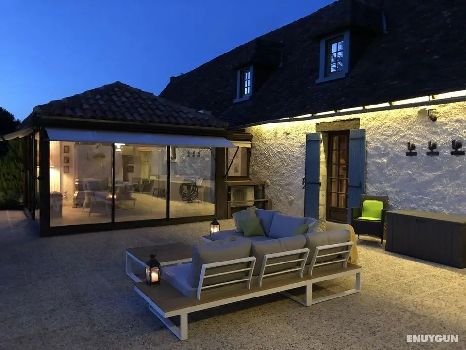 DCV Summer Home - Dış Mekan