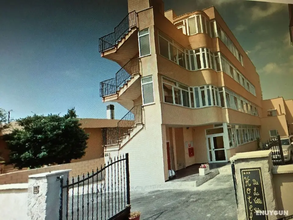 Hotel De La Ville Relais - Dış Mekan