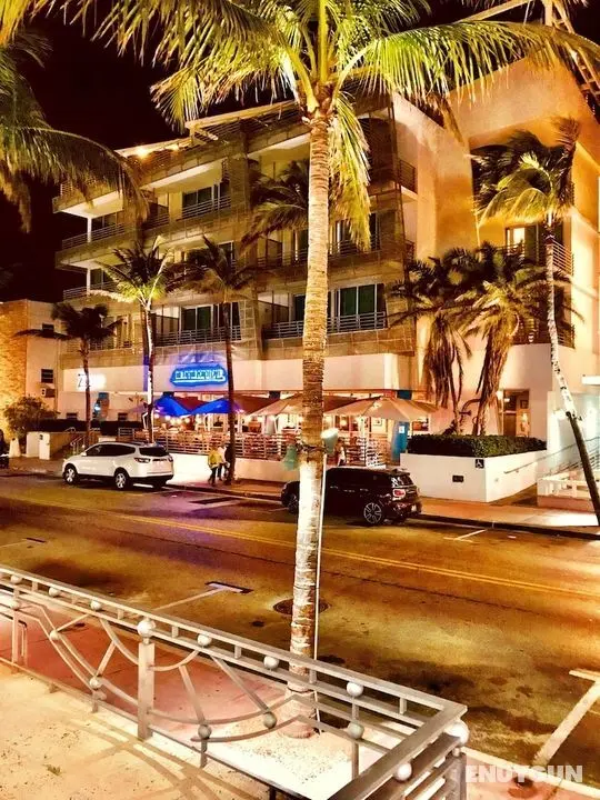 De Soleil Hotel on Ocean Drive - Öne Çıkan Resim