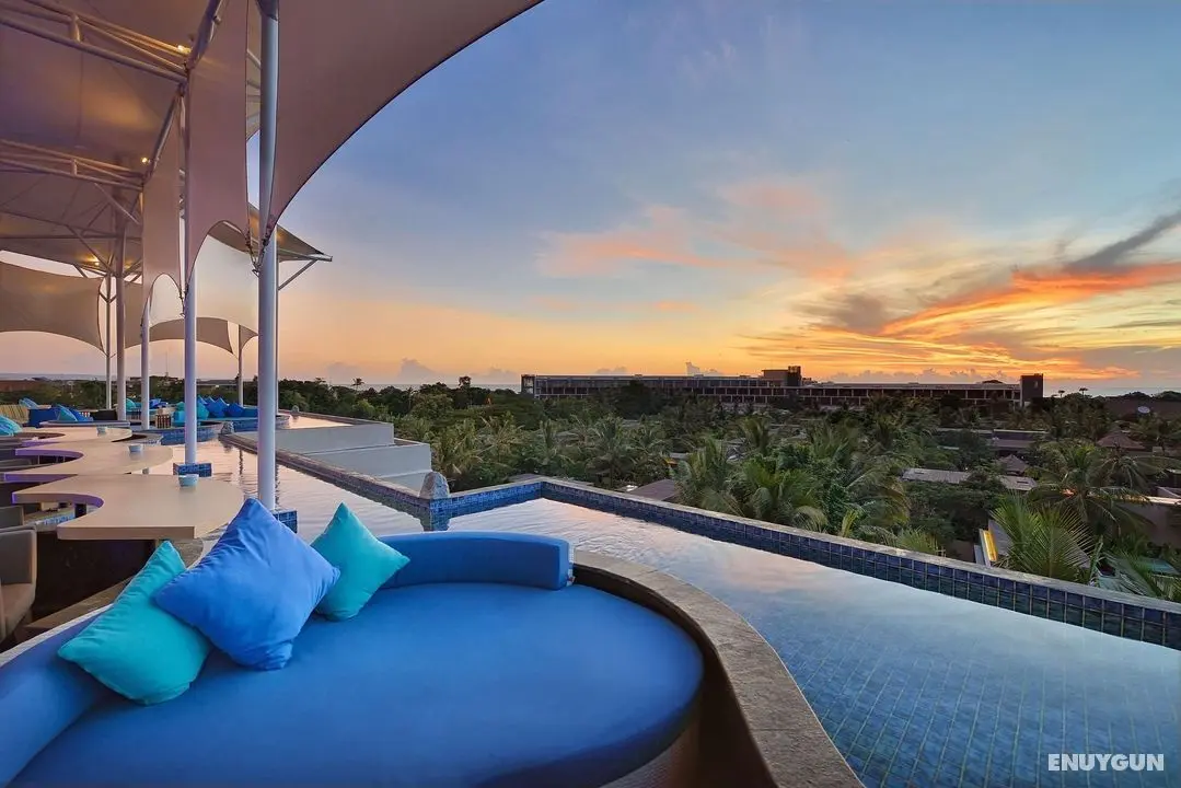 de Vin Sky Hotel Seminyak - Yeme / İçme