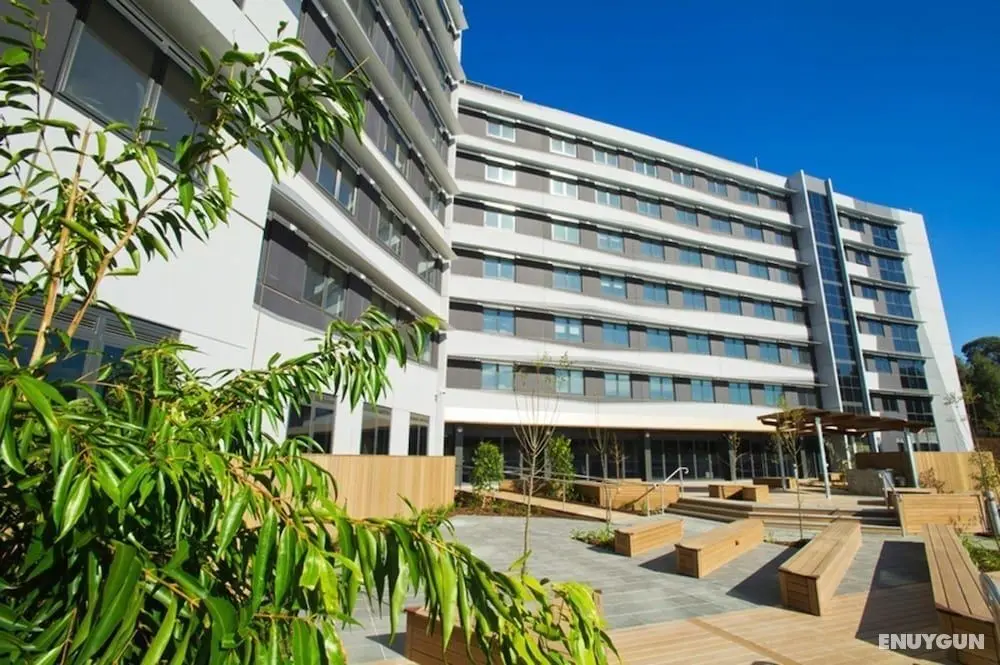 Deakin Residential Services - Dış Mekanlar