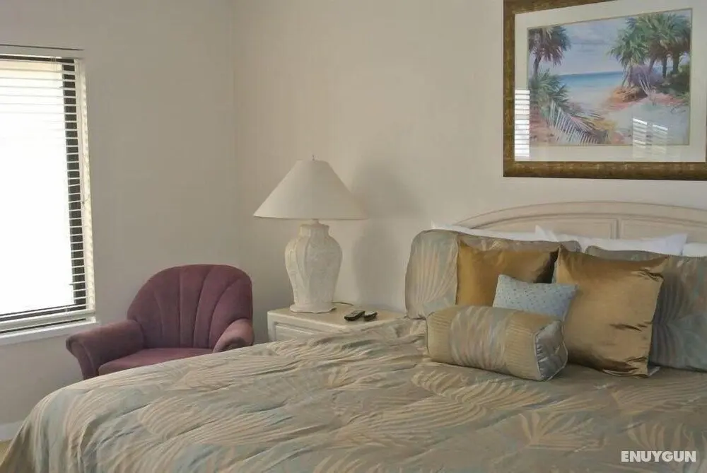 Deborah's Santa Maria Harbor Condo - Oda