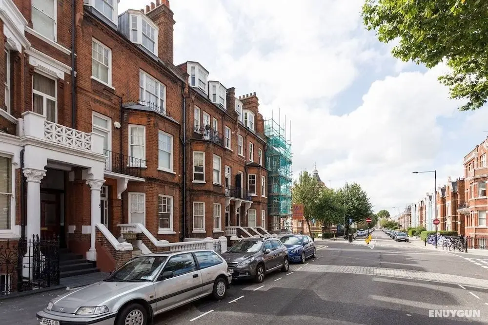 Delightful 1 bed Apartment in Shepherd's Bush - Dış Mekan