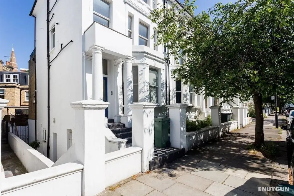 Delightful 2 bed Garden Flat in Shepherd's Bush - Dış Mekan