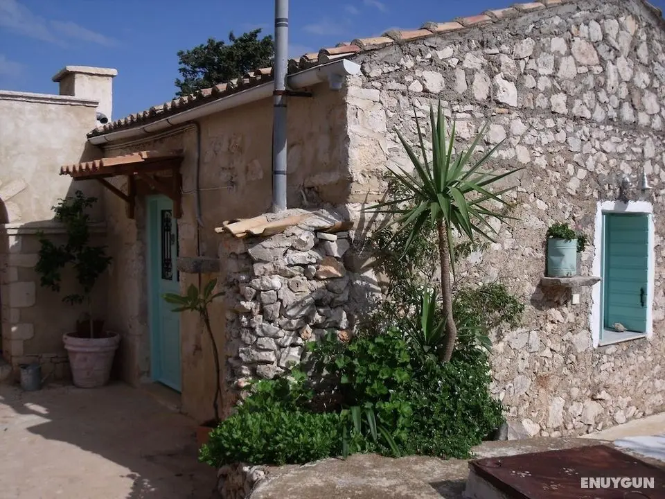 Delightful Stone Greek Cottages - Daisy Studio Marguerite one Half Bdrms - Öne Çıkan Resim