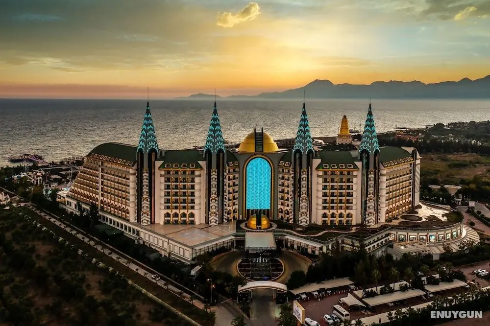 Delphin Imperial - Öne Çıkan Resim