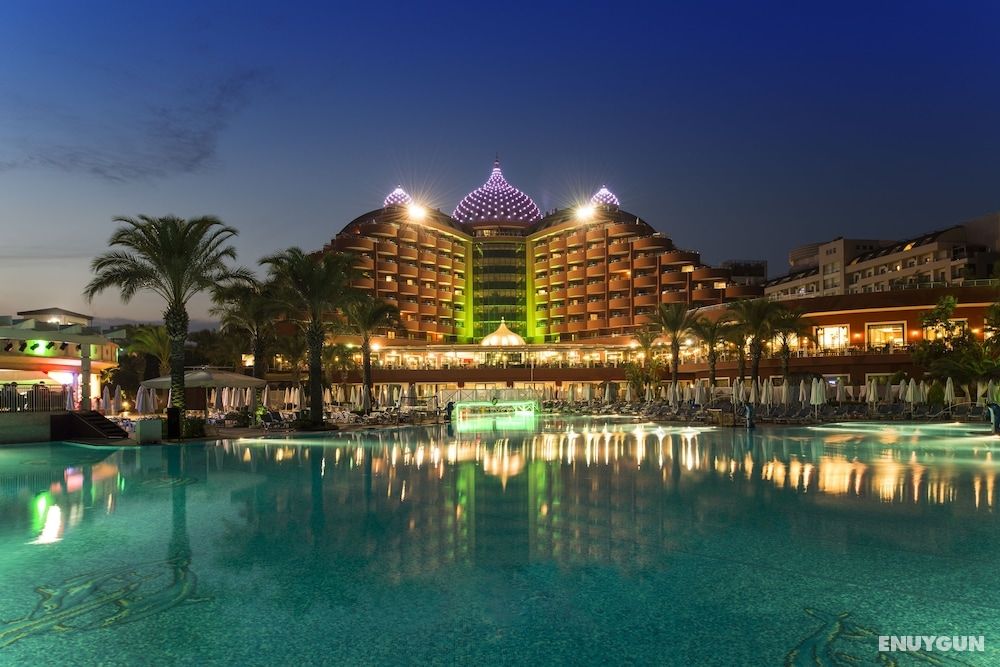 Delphin Palace