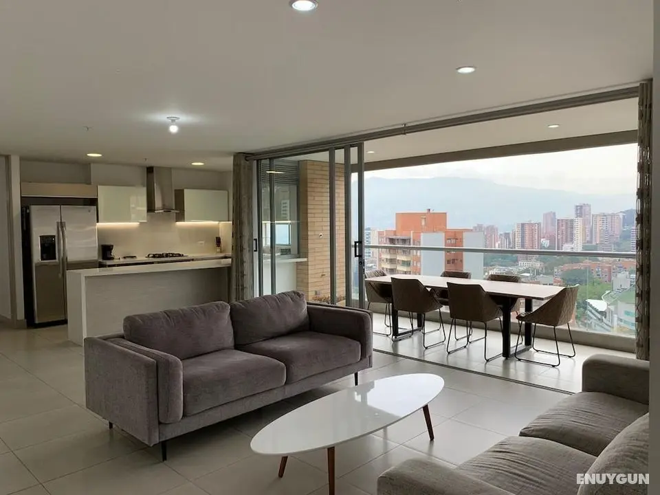 Deluxe Apart. City Views by Nomad Guru - Öne Çıkan Resim