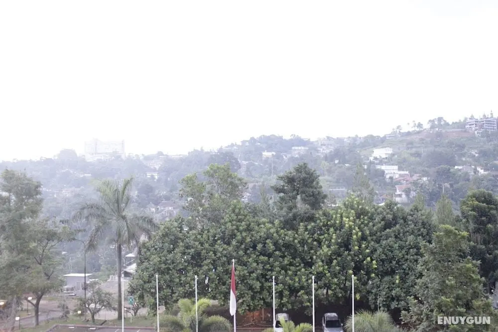 Deluxe & Cozy 1Br At Marbella Suites Dago Pakar Bandung Apartment - Dış Mekan
