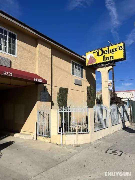 Deluxe Inn LA - Öne Çıkan Resim