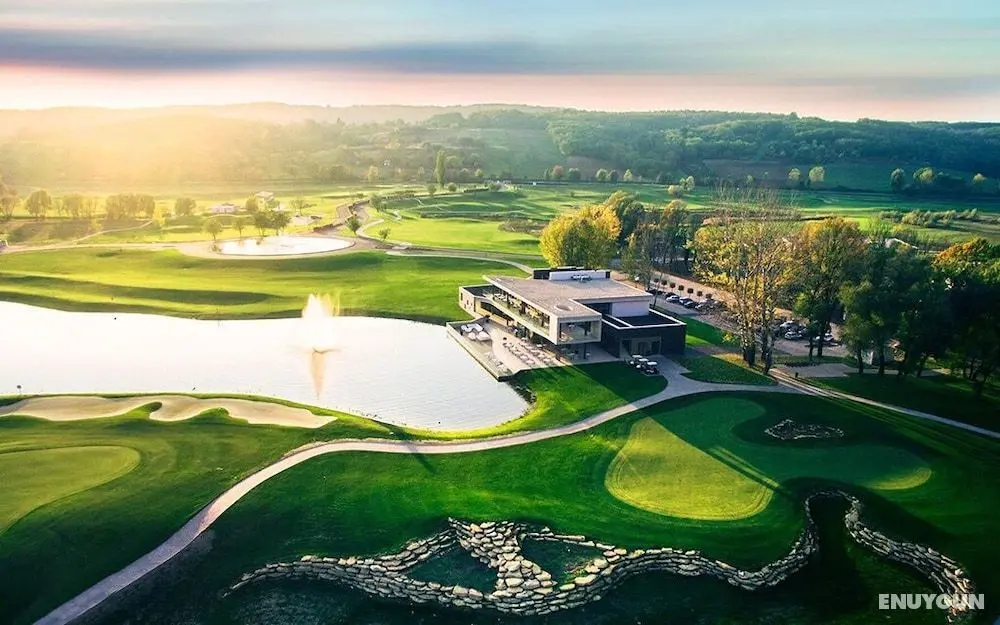 Demizson Panzió - Golf