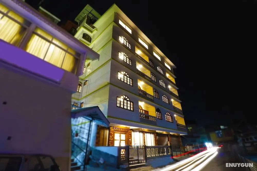 Denzong Shangrila Hotel & Spa - Dış Mekan