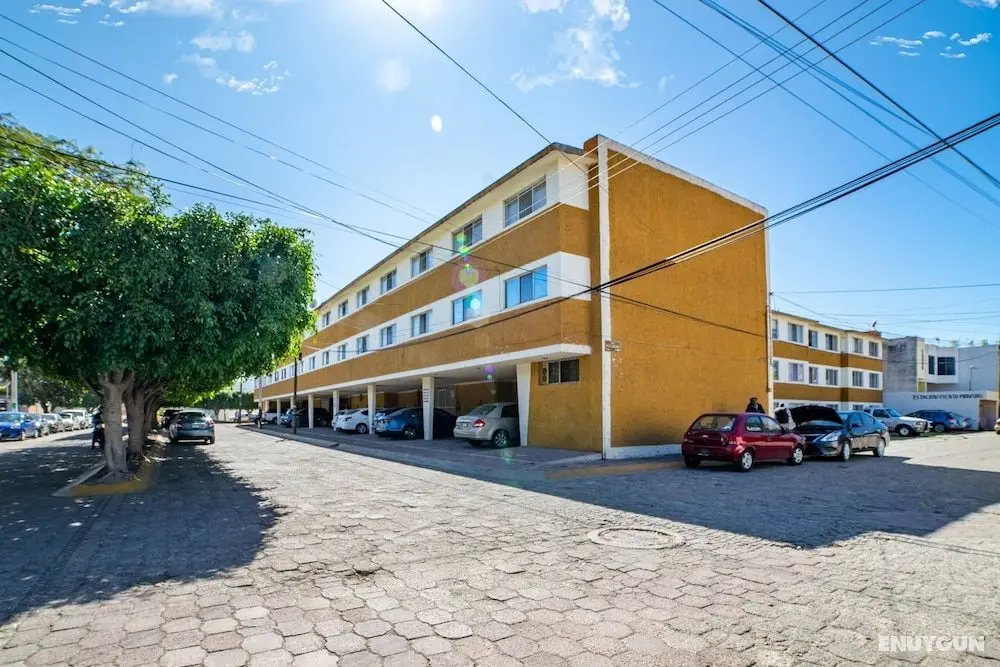Depa Cerca del Centro Historico por Tec 100 - İç Mekan