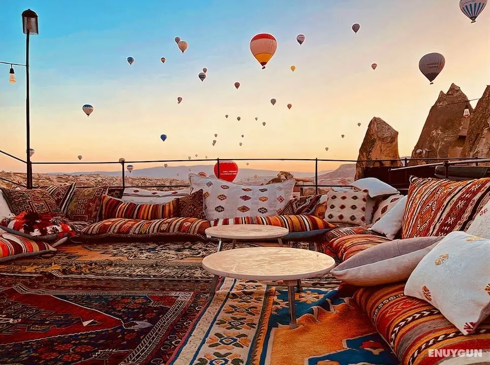 Dervish Cave House - Öne Çıkan Resim