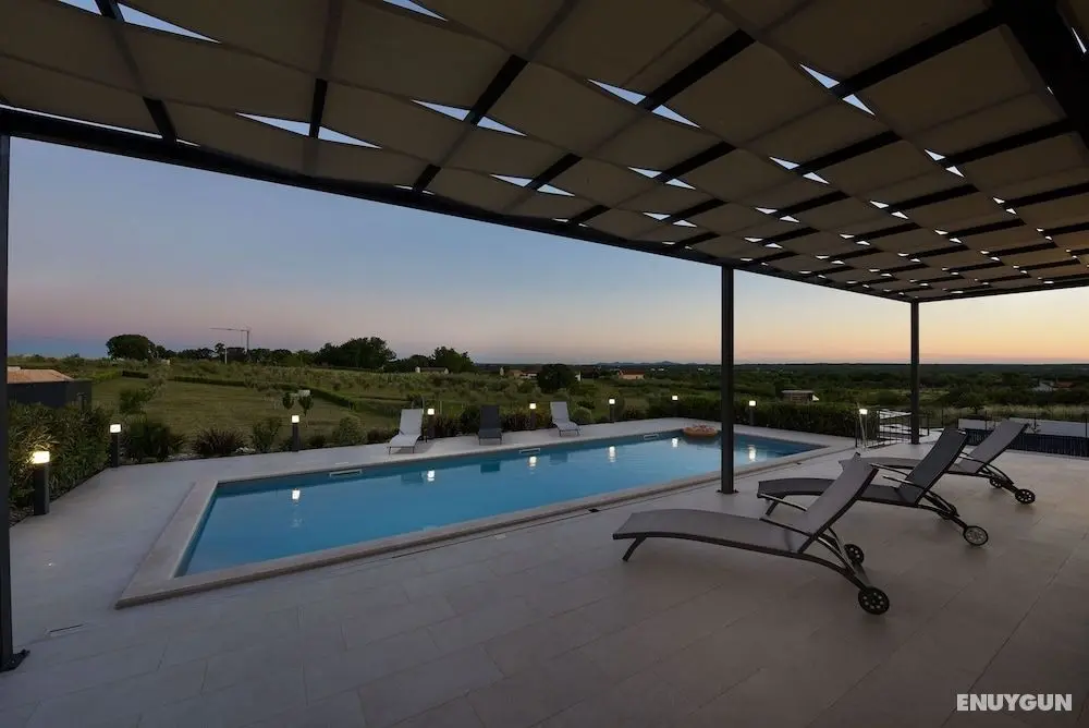 Villa Descansa 6 Persons Private Pool Villa With Playground for Children gym and Game Room Rural Area - Spa