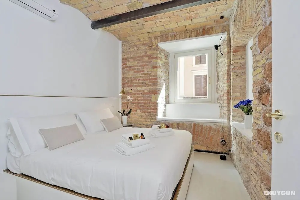 Design Flat for 4 near Colosseum - Öne Çıkan Resim