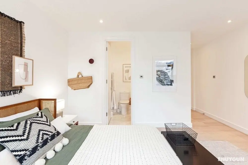 Designer 2 Bedroom Apartment in Holborn - Oda