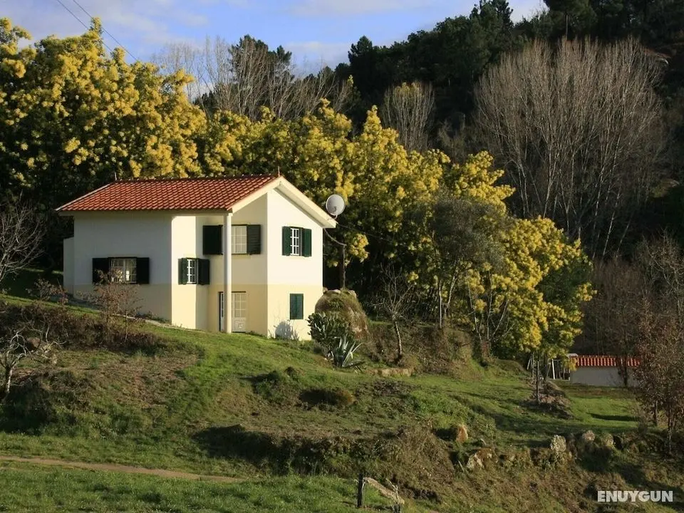 Detached Holiday Home With Delightful View Over the Valley - Öne Çıkan Resim