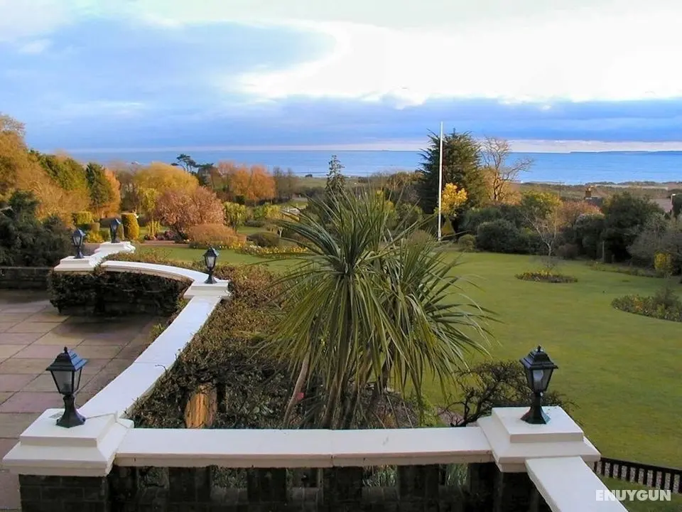 The Devoncourt Resort - Öne Çıkan Resim