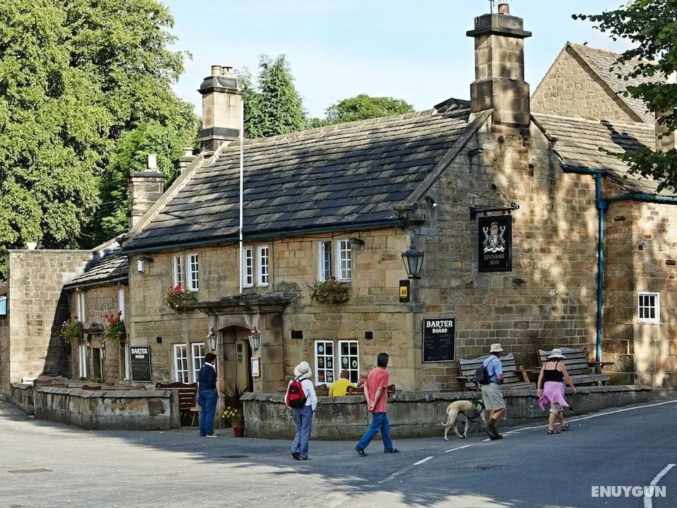 The Devonshire Arms at Beeley - Öne Çıkan Resim
