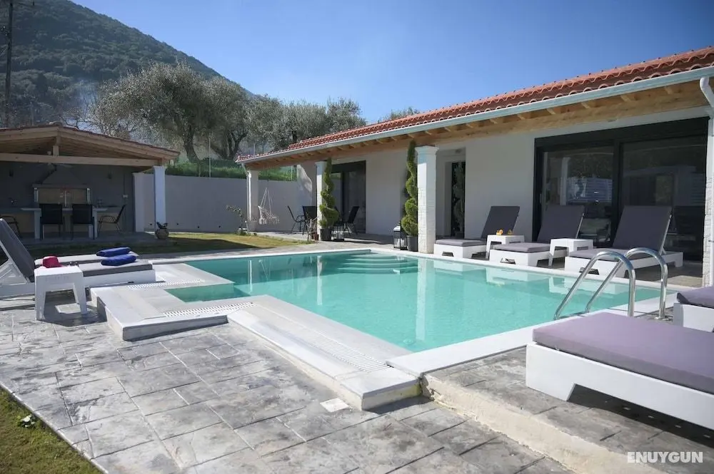 Diamond Luxury Villa Corfu 5 Bedroom Luxury Villa - Havuz