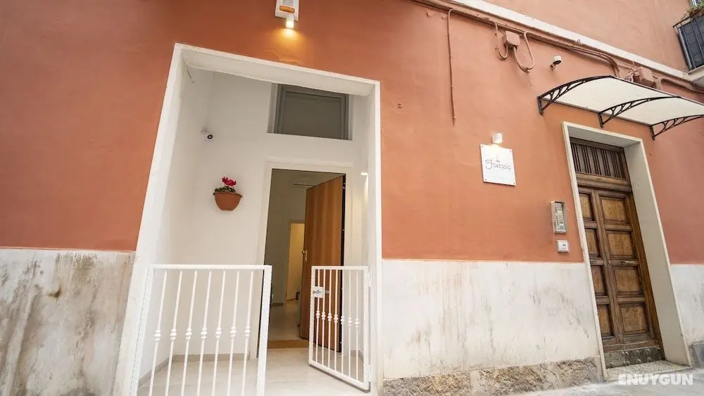 Dimora Fantasia Charme B&B - Dış Mekan