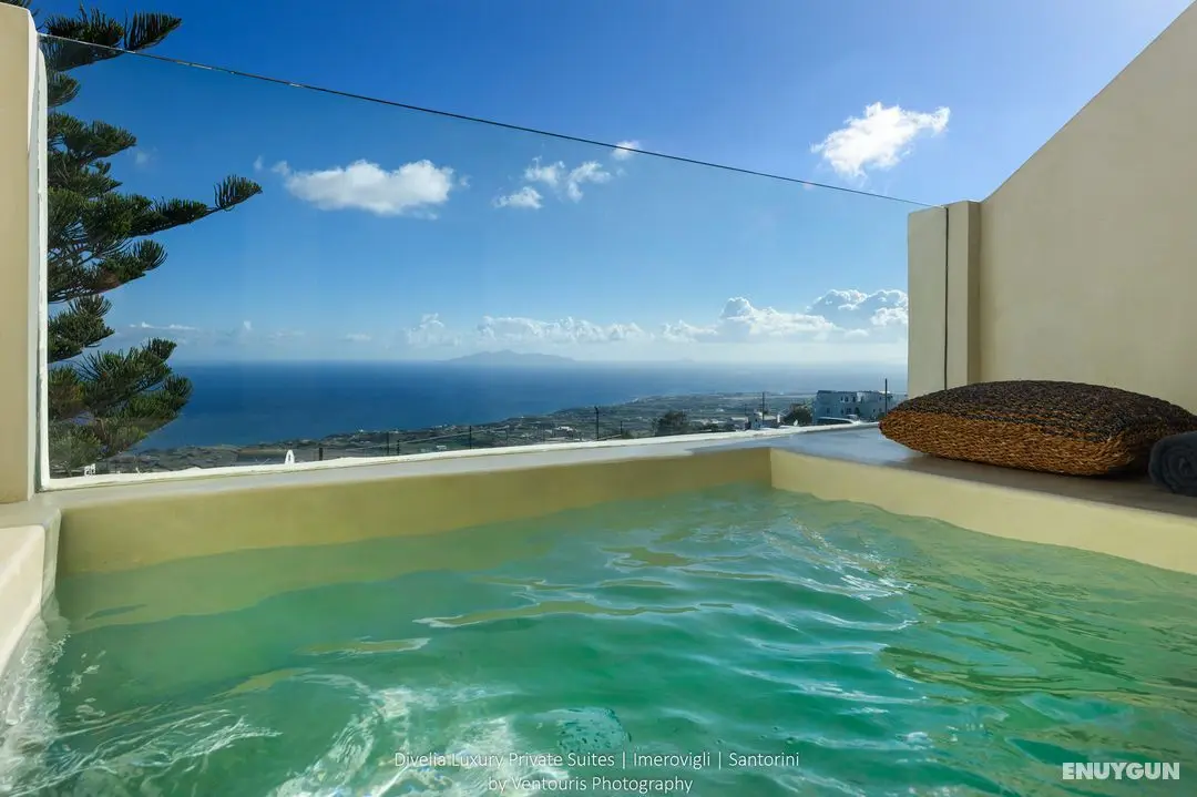 Divelia East Suites - Genel